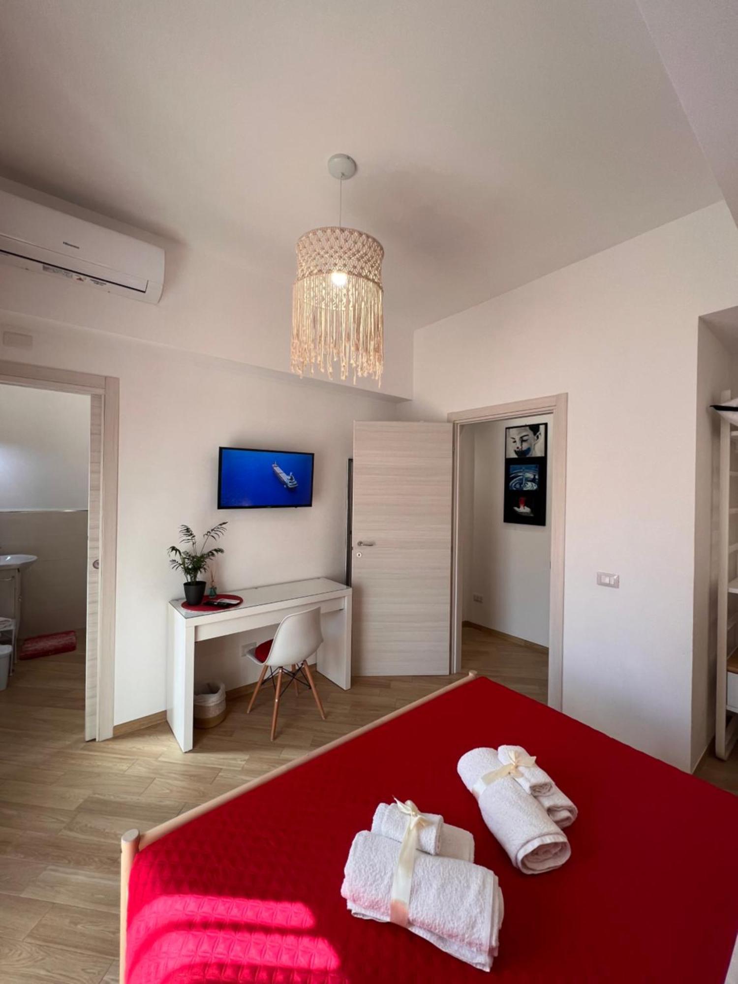 Casa Dharma Hotel Civitavecchia Exterior photo